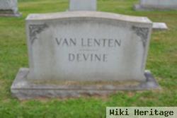 Delia M Van Lenten