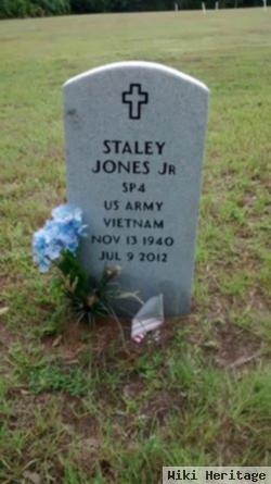 Staley Jones, Jr