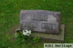 Helen L Hinkle