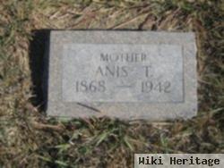 Anis Isabelle Taylor Wells