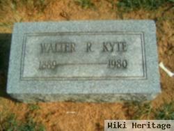 Walter R Kyte