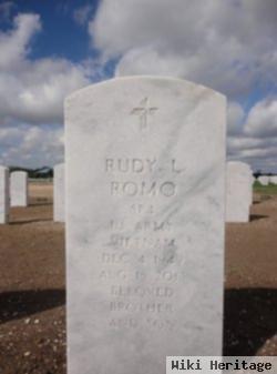 Rudy L Romo