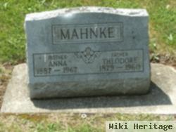 Anna Uecker Mahnke