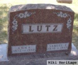 Samuel E Lutz