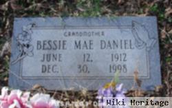 Bessie Mae Mccraw Daniel