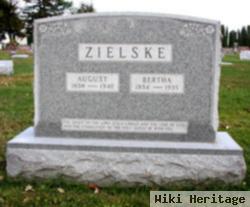 Bertha Tietz Zielske