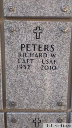 Richard W Peters