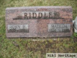 John H Riddle