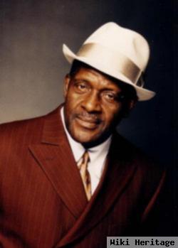 David Glenn "pop" Winans, Sr