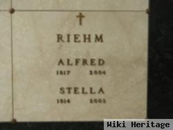 Stella Riehm