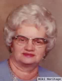 Elizabeth "betty" Stroupe Hipps