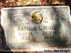 Arthur L Mills