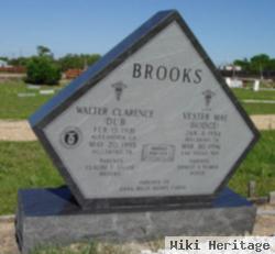 Vester Mae Hodge Brooks