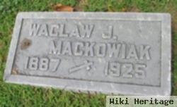 Waclaw J "robert" Mackowiak