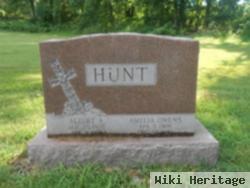 Albert A Hunt