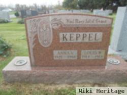 Anna V Keppel