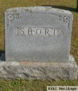 Eva Lynn Shultis Short