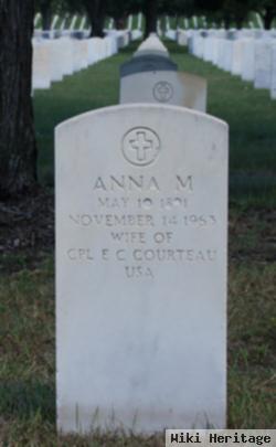 Anna M Courteau