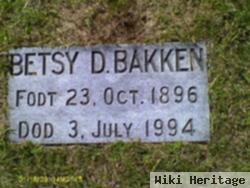 Betsy D Evju Bakken