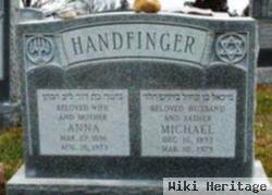 Michael Handfinger