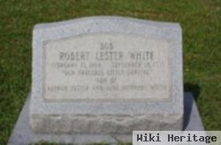 Robert Lester "bob" White