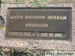 Lottie Mignonne Brickham Niedzialek