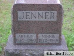 Minnie Jenner