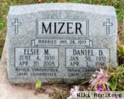 Elsie M Little Mizer