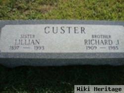 Richard J Custer