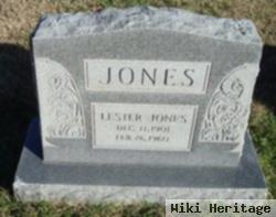 Lester Jones