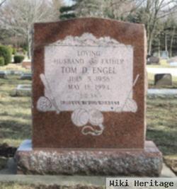 Tom Donald Engel, Sr