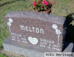 Shelvie J Melton