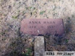 Anna Hahn