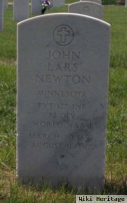 John Lars Newton