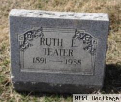 Ruth Elizabeth Schnelle Teater