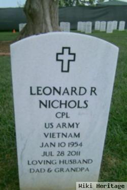 Leonard R Nichols