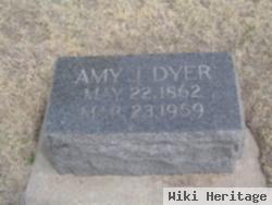 Amy Jaquetta Dyer