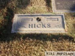 Una H Hicks