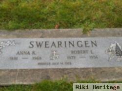 Robert L Swearingen