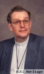 Rev Kenneth E Morelock