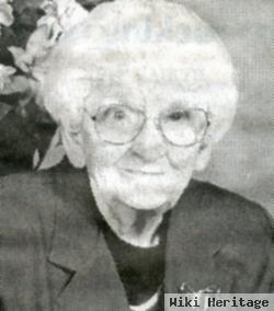 Elizabeth "toots" Hilbrands Ludens