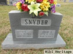 Effie J Tuttle Snyder