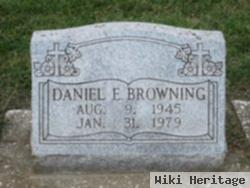 Daniel E Browning