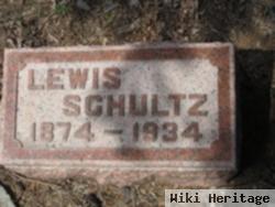 Lewis Schultz
