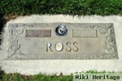 Ilta Rose Walker Ross