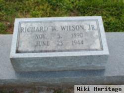 Richard W Wilson, Jr