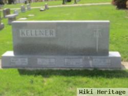 Leo W Kellner