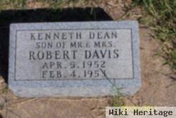 Kenneth Dean Davis