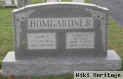 John G Bomgardner