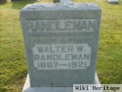 Walter W Randleman